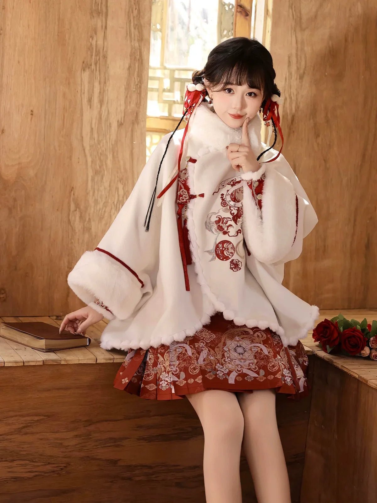 “Serpent Drum” – Modern Hanfu Autumn/Winter Set | Coat & Ma Mian Skirt - Image 4