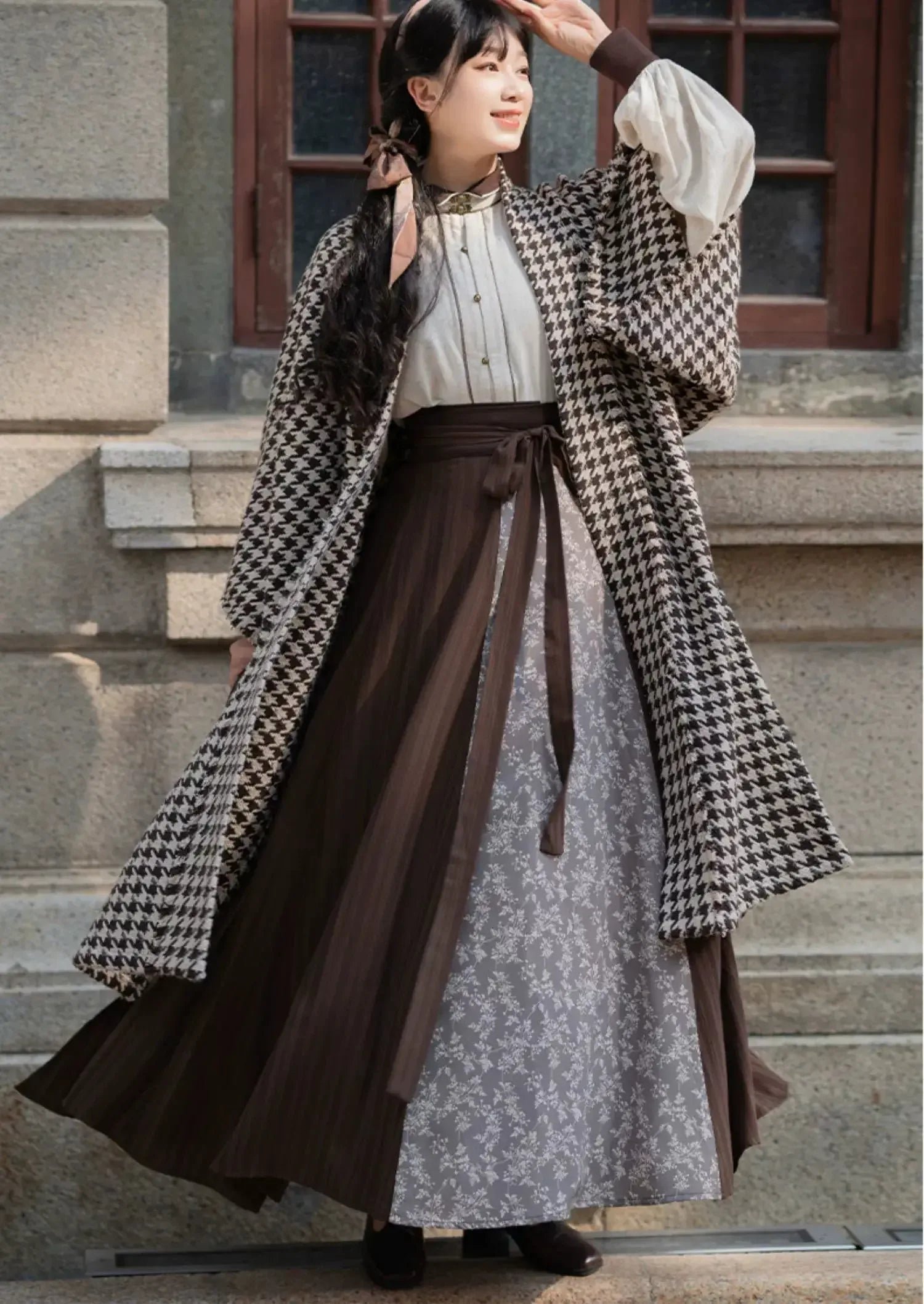 Autumn Houndstooth – New Chinese Style Coat | Song-Inspired Daily Wear for Modern Commuting