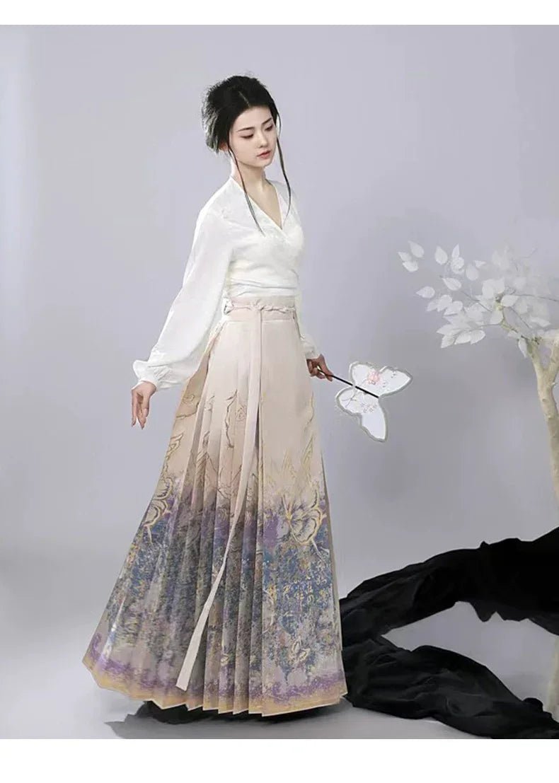 “Lucky Butterfly” – Gold-Brocade Hanfu Skirt | New Chinese Style Daily Ma Mian Skirt - Image 6
