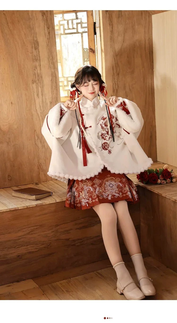 “Serpent Drum” – Modern Hanfu Autumn/Winter Set | Coat & Ma Mian Skirt - Image 6