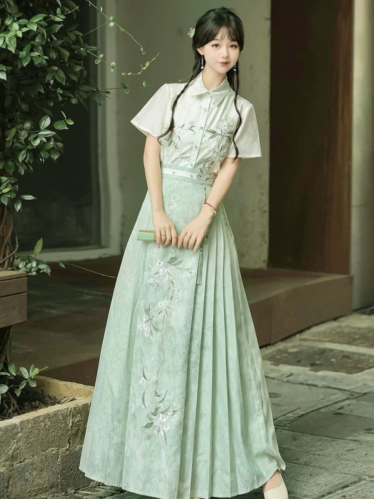 Green Hanfu Summer Set | Embroidered Short Sleeve & Horse Face Skirt - Image 5