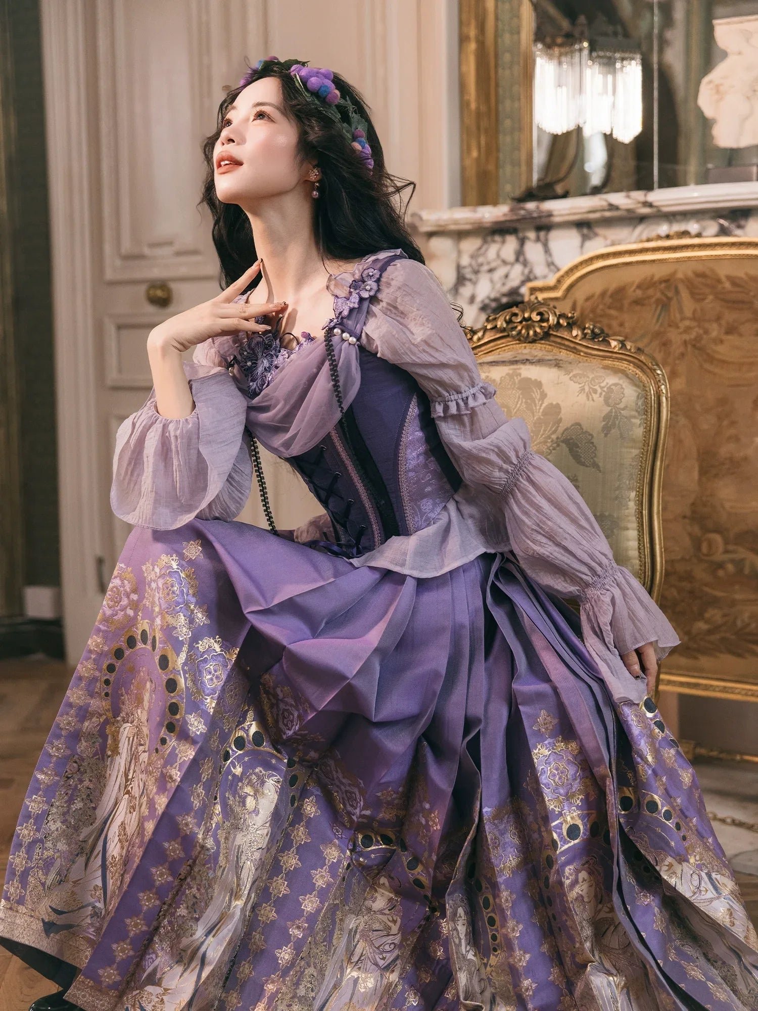 “Violet Nocturne” Brocade Hanfu Ensemble – Gold-Woven Mamian Skirt & Corset - Image 5