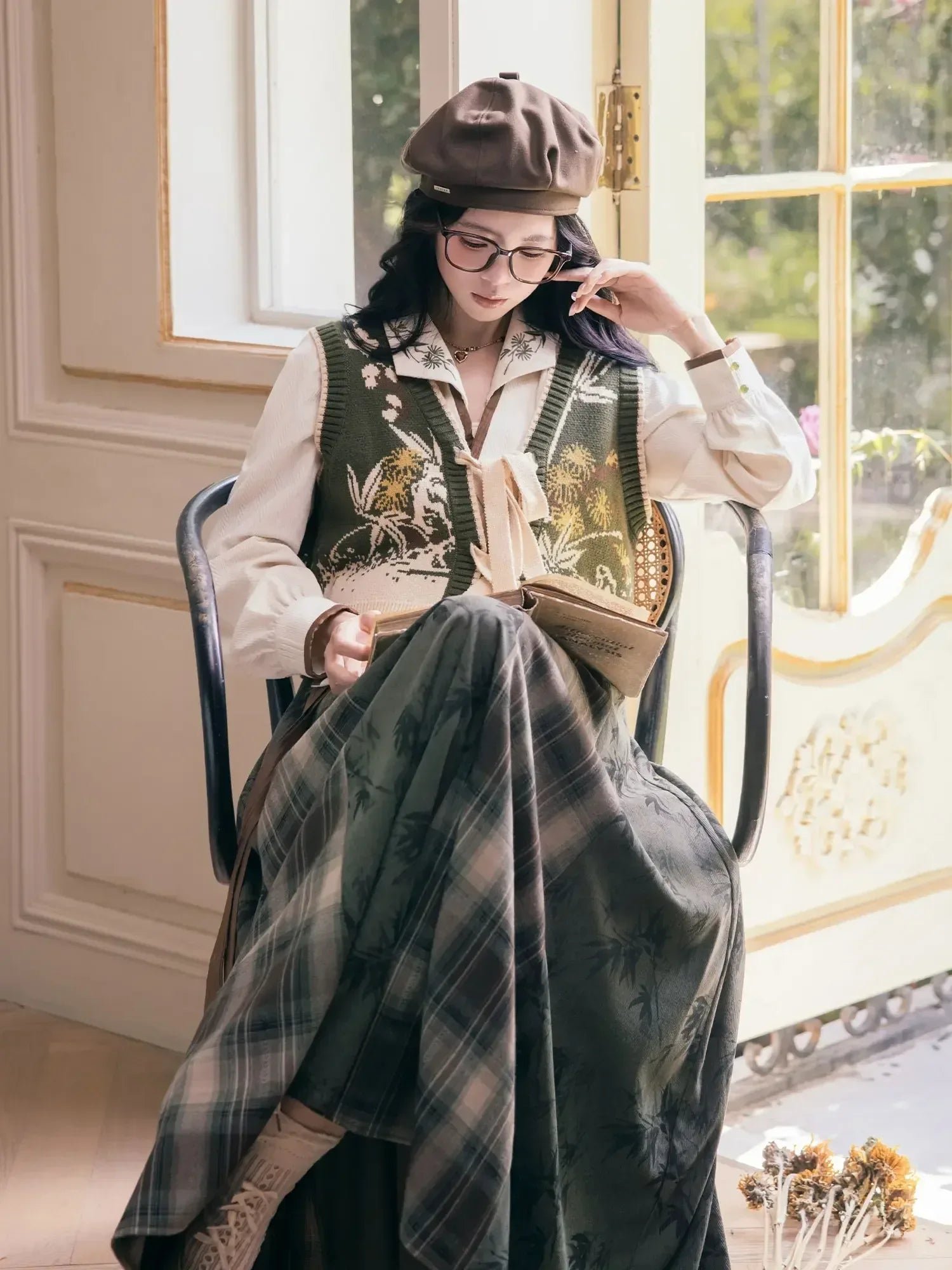 “Winter Trio” – New Chinese Knit Bijia & Skirt Set (Hanfu-Inspired)